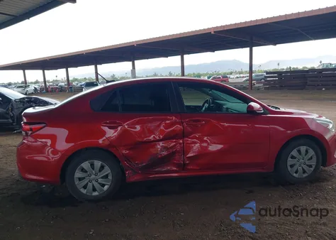 2020 Kia Rio S z USA, uszkodzony, nr VIN 3KPA24AD7LE312416